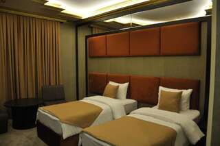 Отель Отель Неаполь Баку Двухместный номер с 2 отдельными кроватями-4